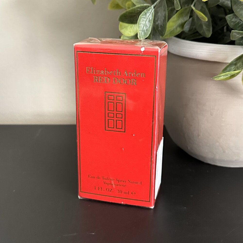 Elizabeth Arden RED DOOR Eau de Toilette Spray 1 fl oz  30 mL EDT Women Sealed